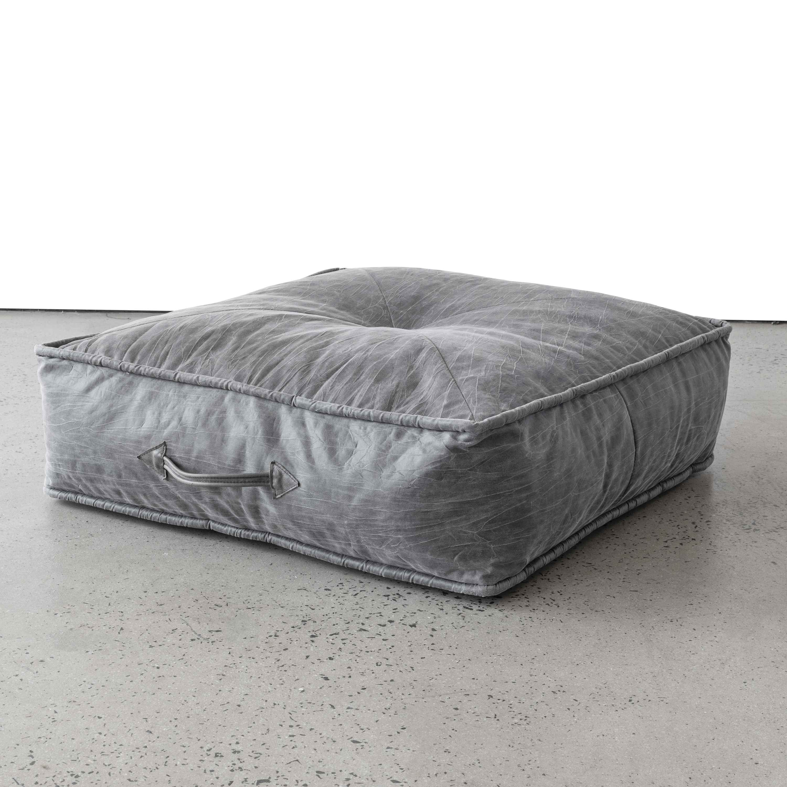 FLOOR CUSHION